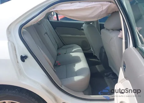 2011 Ford Fusion S z USA, uszkodzony, nr VIN 3FAHP0GAXBR268804